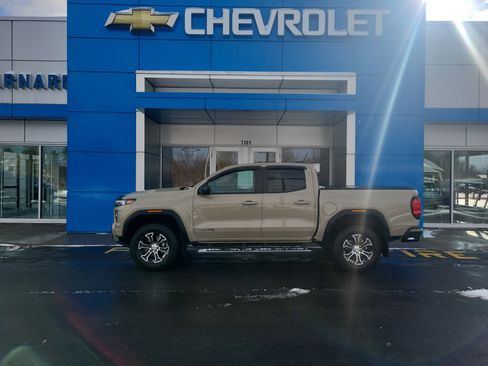 Certified 2023 GMC Canyon AT4 w/ AT4 Premium Package image 6