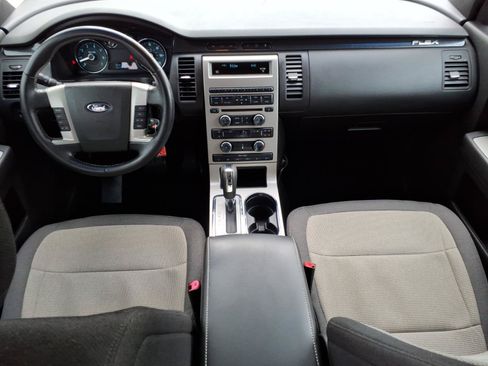Used 2010 Ford Flex SE FWD image 10