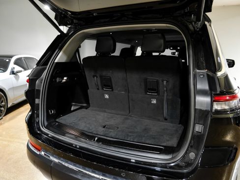 Used 2023 Jeep Grand Cherokee L Limited AWD/4WD image 57