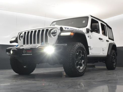 Used 2022 Jeep Wrangler Unlimited Rubicon 4xe image 36