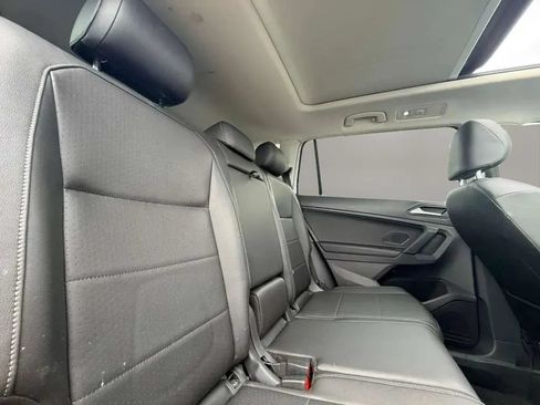Used 2019 Volkswagen Tiguan SE AWD/4WD image 13
