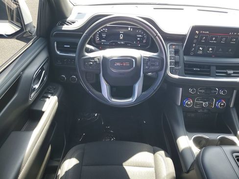 Used 2023 GMC Yukon XL SLE RWD image 26