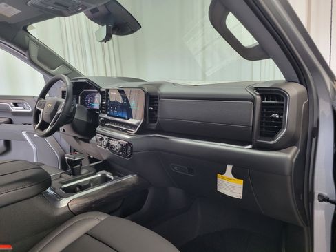 New 2026 Chevrolet Silverado 1500 LTZ w/ Technology Package RWD image 34