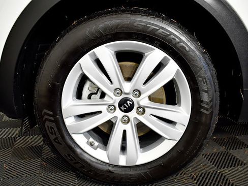 Used 2019 Kia Sportage LX image 41