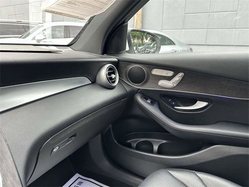 Certified 2021 Mercedes-Benz GLC 300 4MATIC image 32