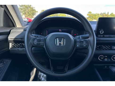 Used 2023 Honda Accord LX image 33