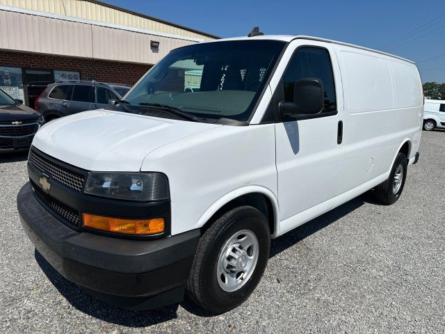 Used 2019 Chevrolet Express 2500 w/ Driver Convenience Package RWD image 2