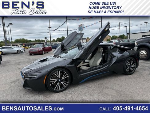 Used 2016 BMW i8 image 1