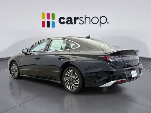 Used 2024 Hyundai Sonata Limited image 3