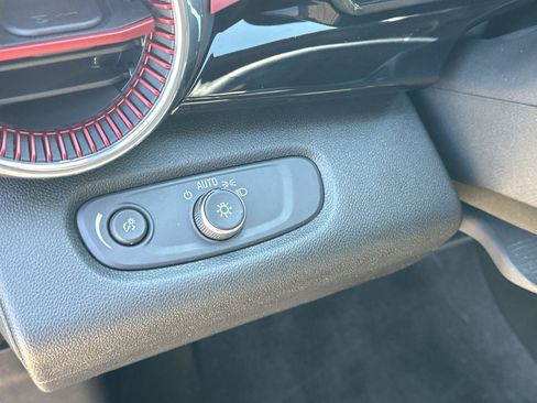 Certified 2024 Chevrolet Trax RS w/ Driver Confidence Package image 17