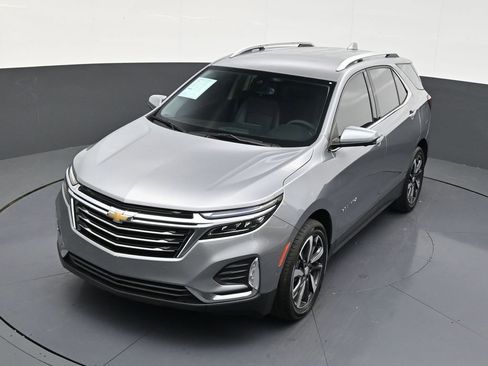 Used 2024 Chevrolet Equinox Premier FWD image 19