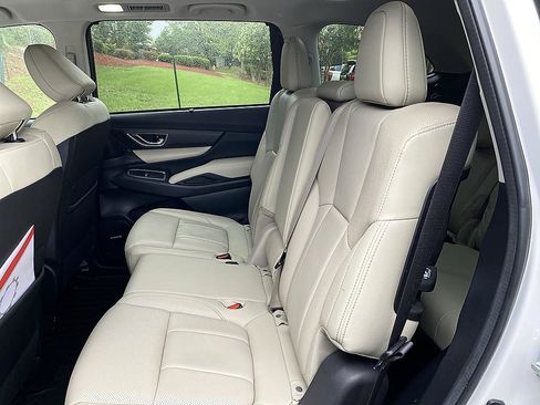 Used 2023 Subaru Ascent Limited w/ Technology Package AWD/4WD image 12