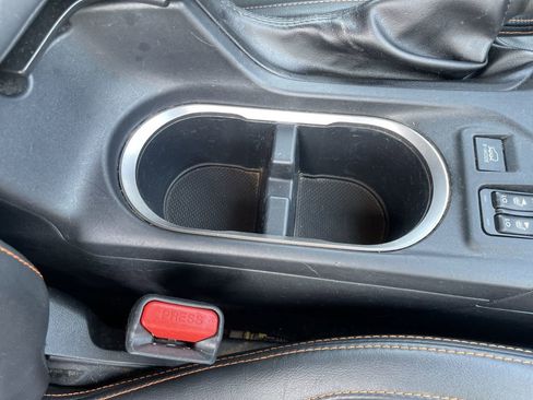 Used 2019 Subaru Crosstrek 2.0i Limited w/ Moonroof Package w/Navigation image 30