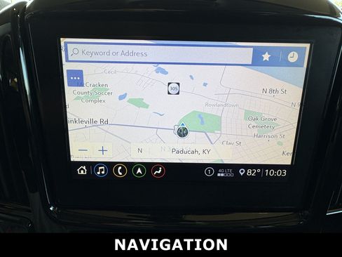 Used 2021 Chevrolet Traverse RS FWD image 17