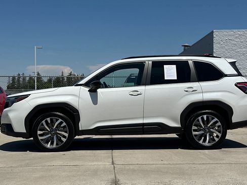 Used 2026 Subaru Forester Touring AWD/4WD image 6