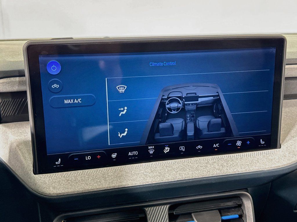 Used 2025 Ford Maverick XLT w/ XLT Luxury Package AWD/4WD image 30