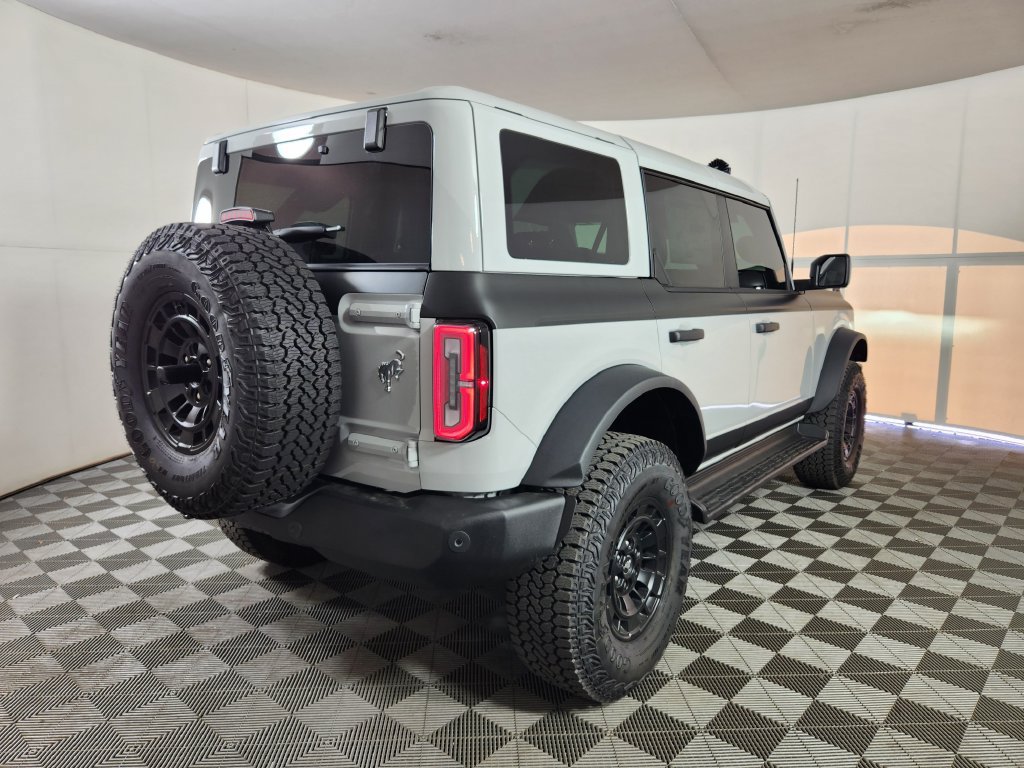 New 2026 Ford Bronco Outer Banks w/ Sasquatch Package AWD/4WD image 7