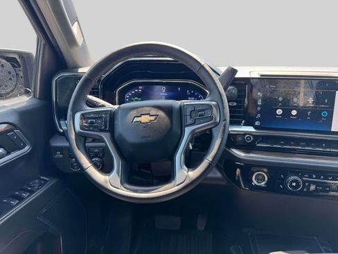 Used 2024 Chevrolet Silverado 1500 LT AWD/4WD image 15