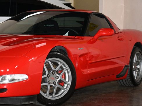 Used 2003 Chevrolet Corvette Z06 w/ Memory Package, 3 Drivers RWD image 54