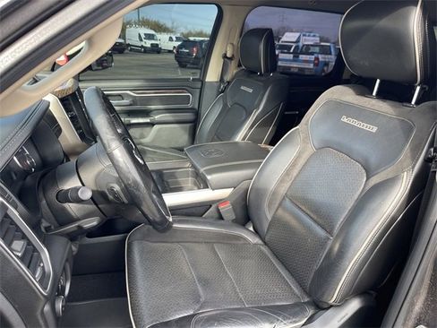 Used 2019 RAM 1500 Laramie image 11