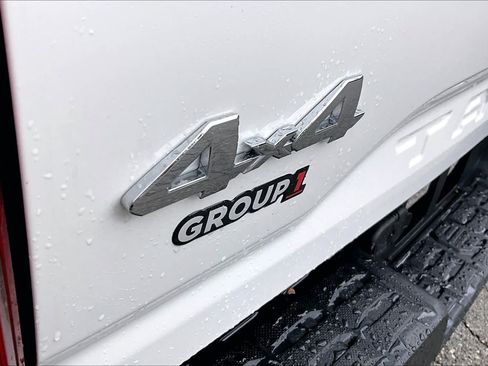 Certified 2023 Toyota Tacoma SR5 AWD/4WD image 10