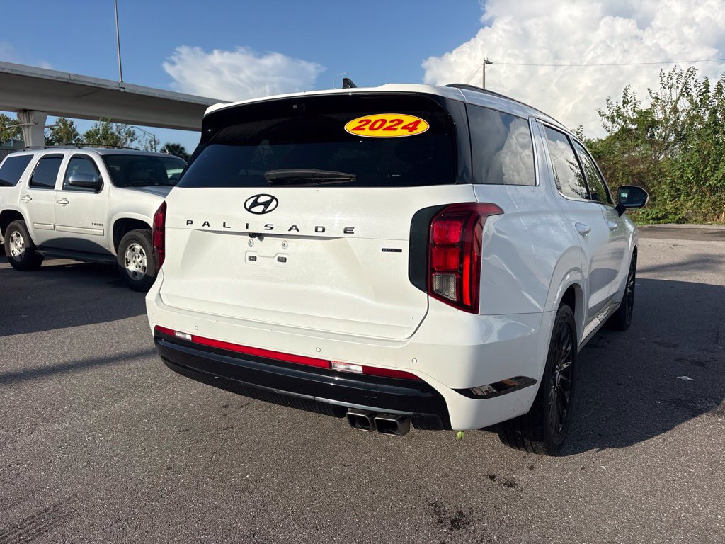 Used 2024 Hyundai Palisade Calligraphy AWD/4WD image 3