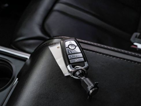 Used 2020 Ford F250 Platinum w/ FX4 Off-Road Package image 68