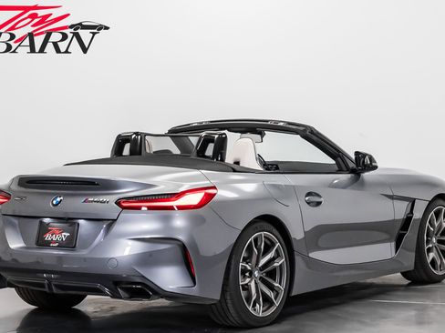 Used 2024 BMW Z4 M40i w/ Premium Package image 5
