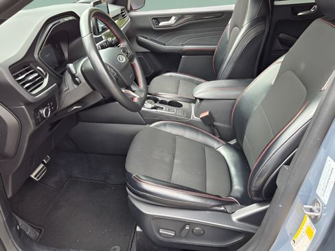 Used 2024 Ford Escape ST-Line FWD image 9