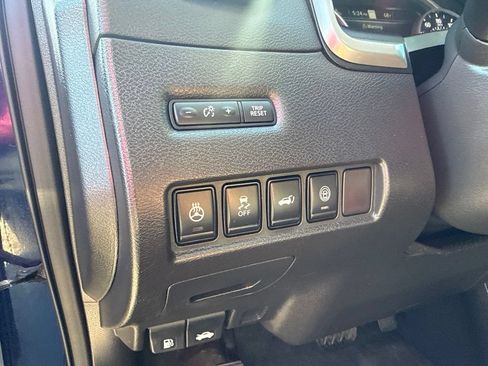 Used 2023 Nissan Murano Platinum AWD/4WD image 27