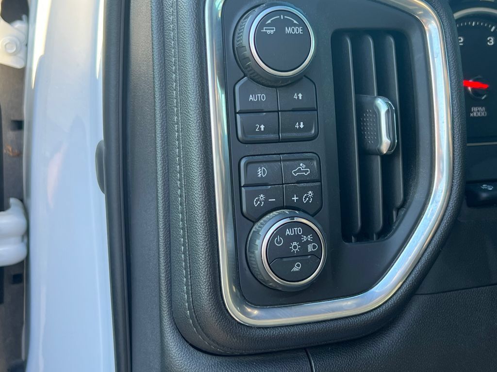 Used 2021 Chevrolet Silverado 3500 High Country w/ Snow Plow Prep/Camper Package AWD/4WD image 28