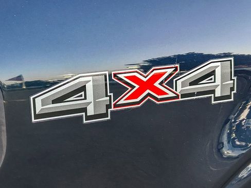 Used 2023 Ford F150 XLT AWD/4WD image 12