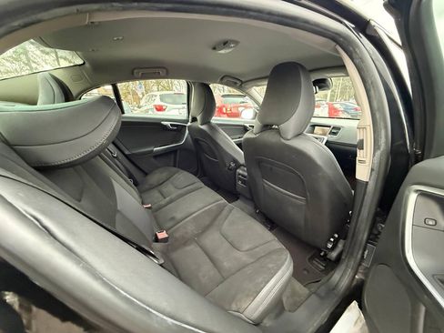 Used 2013 Volvo S60 T5 FWD image 16