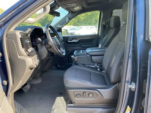 Used 2022 Chevrolet Silverado 1500 LT w/ Protection Package image 12