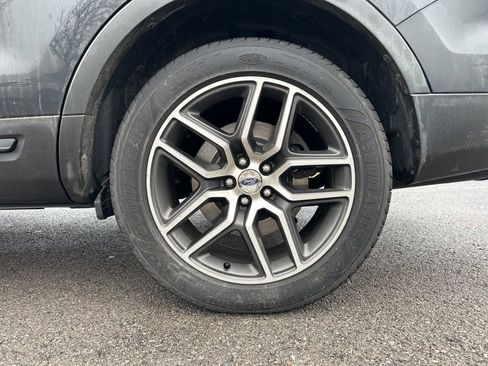 Used 2016 Ford Explorer Sport w/ Equipment Group 401A image 8