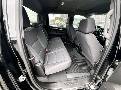 Used 2023 Chevrolet Silverado 1500 LT image 16