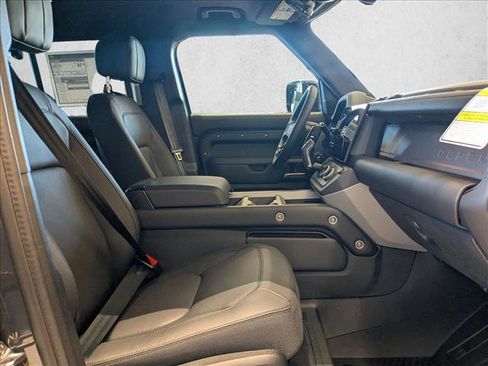 New 2026 Land Rover Defender 110 V8 image 17