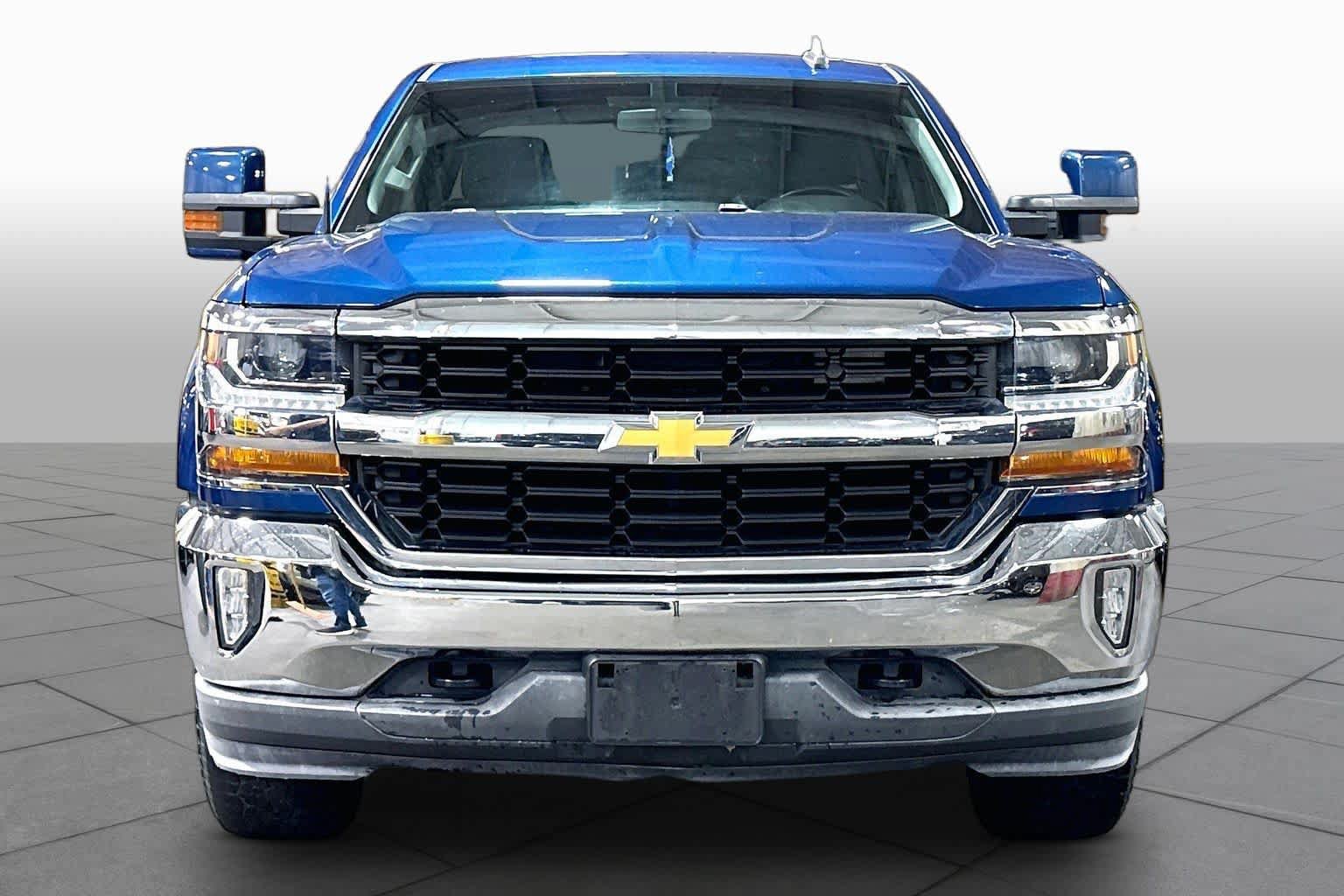 Used 2019 Chevrolet Silverado 1500 LT w/ All Star Edition AWD/4WD image 4
