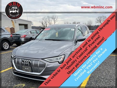 Used 2019 Audi e-tron Premium Plus image 1