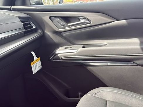 New 2026 Chevrolet Traverse LT w/ Driver Confidence Package image 22