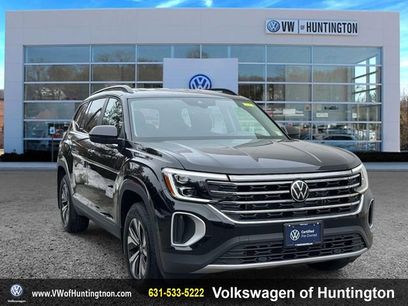Certified 2025 Volkswagen Atlas SE