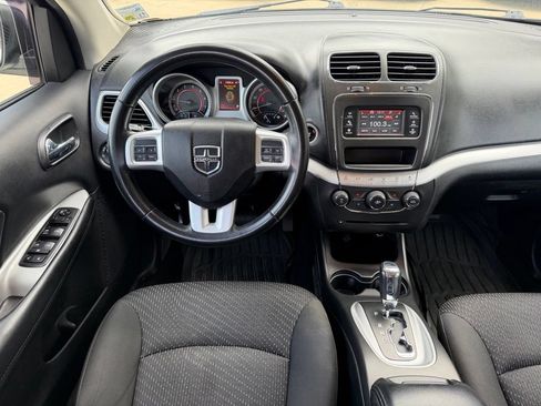 Used 2018 Dodge Journey SE w/ Popular Equipment Group FWD image 13