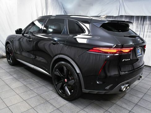 Used 2021 Jaguar F-PACE SVR image 4