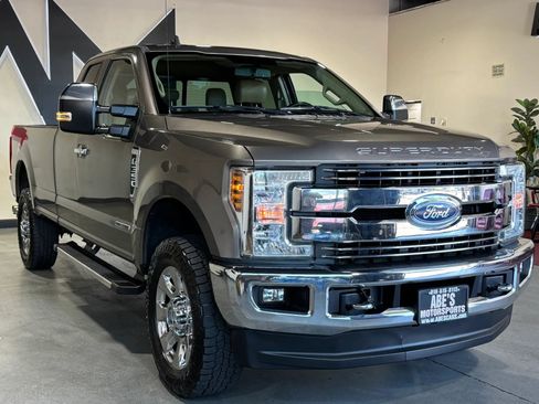 Used 2019 Ford F350 Lariat AWD/4WD image 2