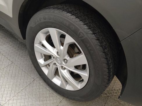 Used 2021 Hyundai Tucson SE image 31