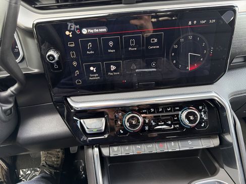 New 2026 GMC Sierra 2500 Denali w/ Technology Package AWD/4WD image 19