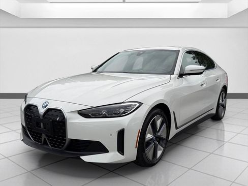 Used 2023 BMW i4 eDrive35 w/ Premium Package RWD image 9