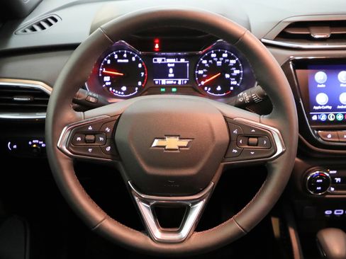 Certified 2023 Chevrolet TrailBlazer ACTIV w/ Convenience Package image 5