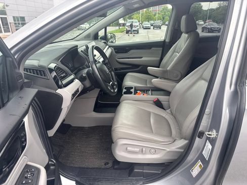 Used 2021 Honda Odyssey Touring image 13