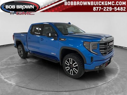 Used 2023 GMC Sierra 1500 AT4 w/ AT4 Premium Package AWD/4WD image 1
